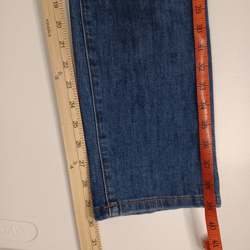 Women's KUT from the Kloth Carrie Boyfriend Medium Wash Jeans in a Size 6 - Picture 13 of 13